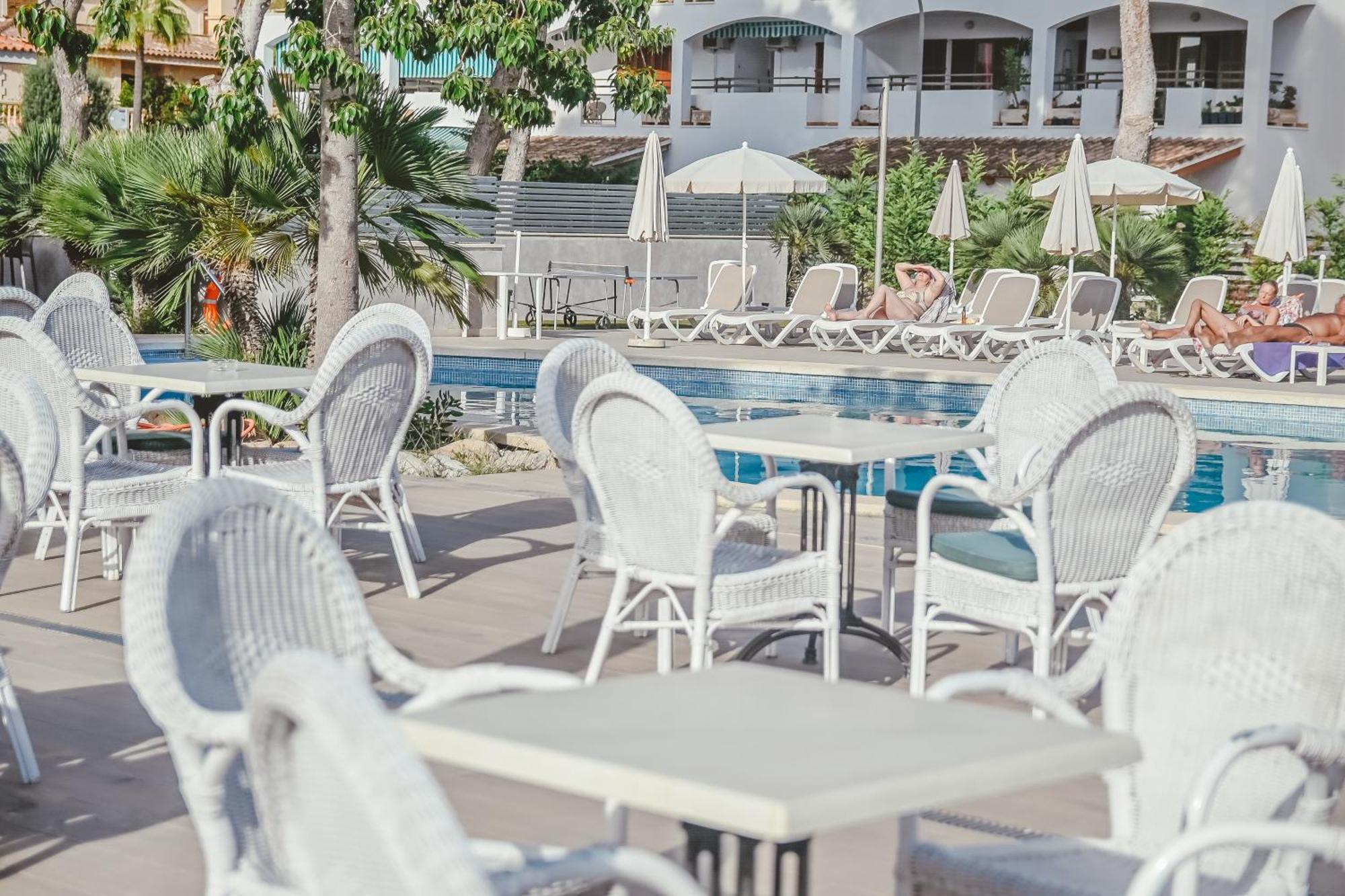Hotel Lliteras 卡拉纳雅达 外观 照片