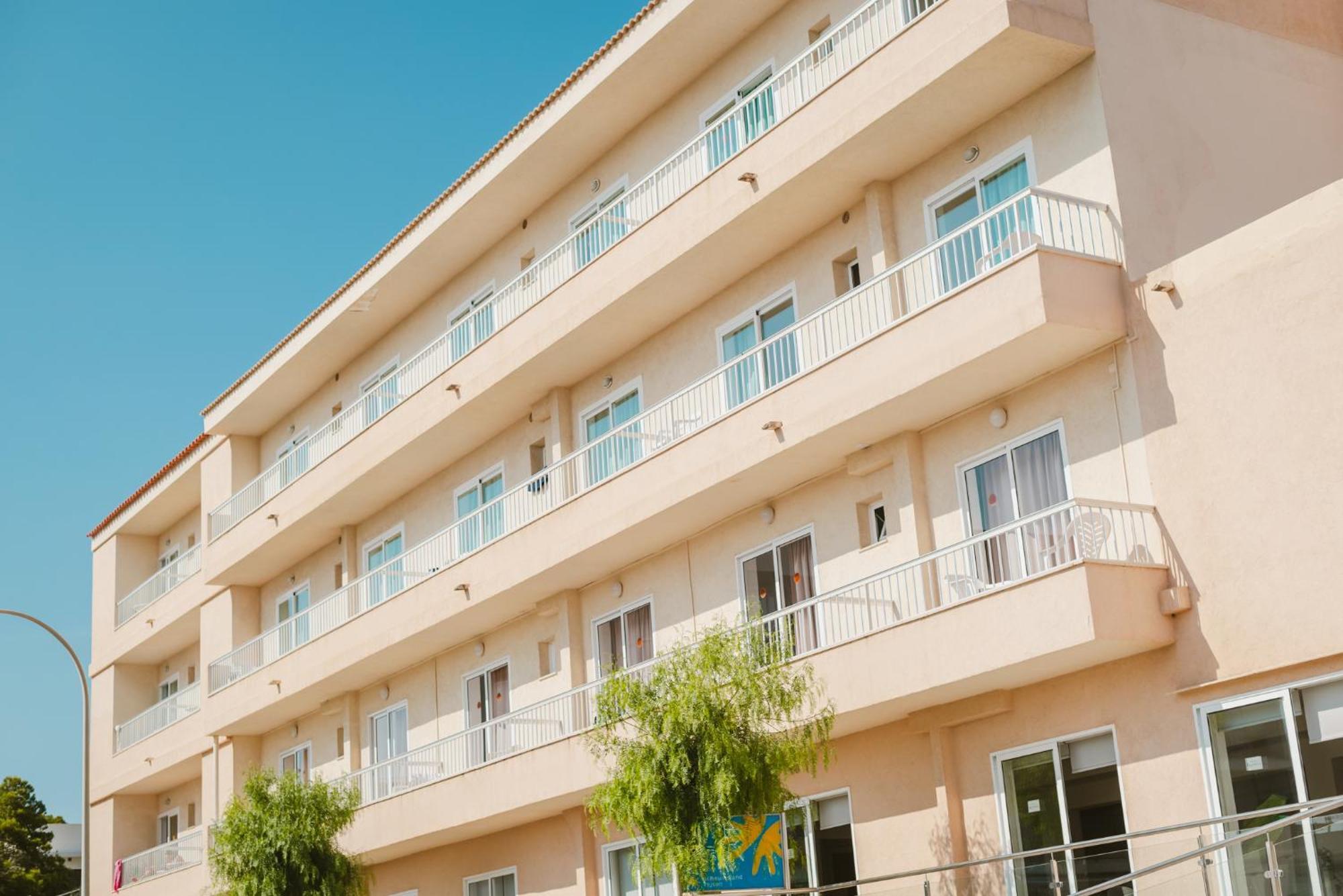 Hotel Lliteras 卡拉纳雅达 外观 照片